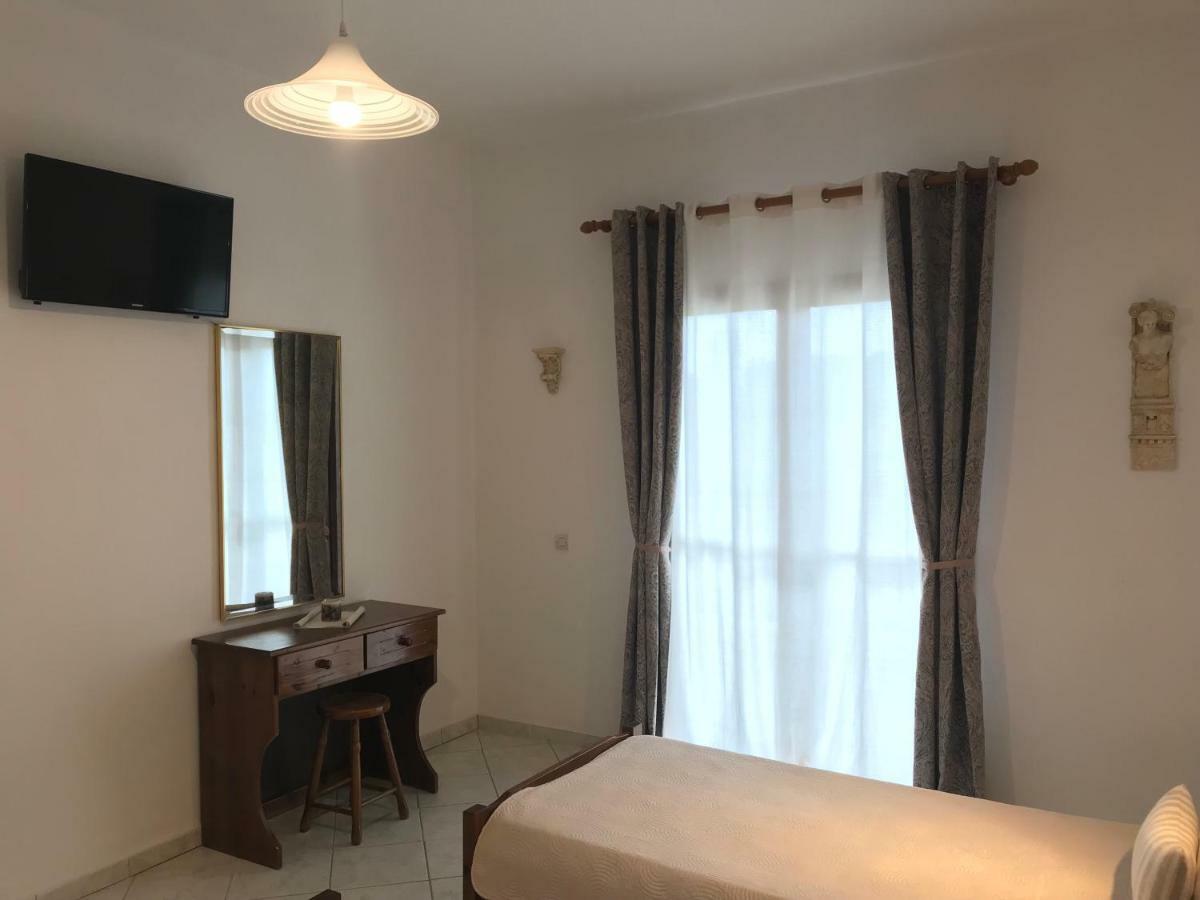 Floros Apartments Άγιος Στέφανος Εξωτερικό φωτογραφία