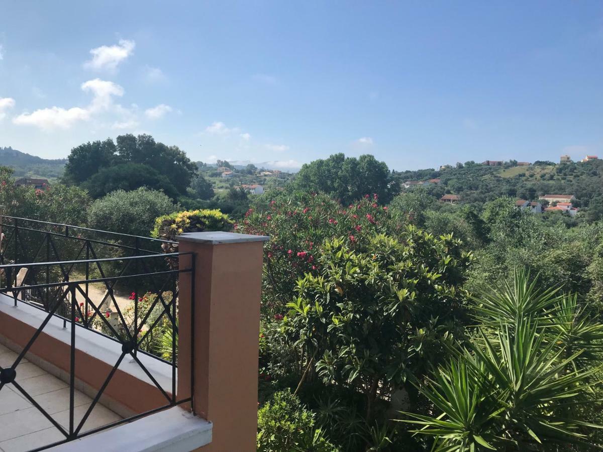 Floros Apartments Άγιος Στέφανος Εξωτερικό φωτογραφία